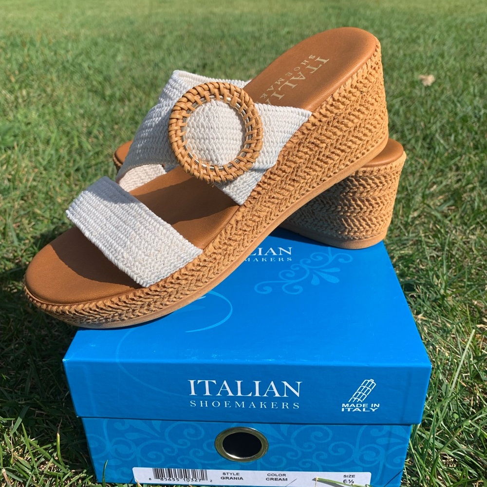 Italian Shoemakers Tan and Cream Wedge Sandals New in Box 2.5” inch Grania